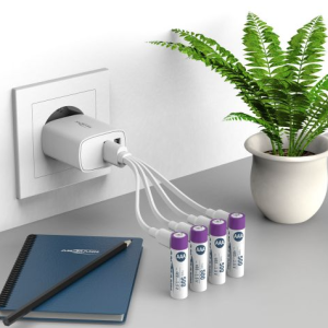 4 USB oplaadbare AAA 1,5V lithium-ion batterijen met USB-C kabel